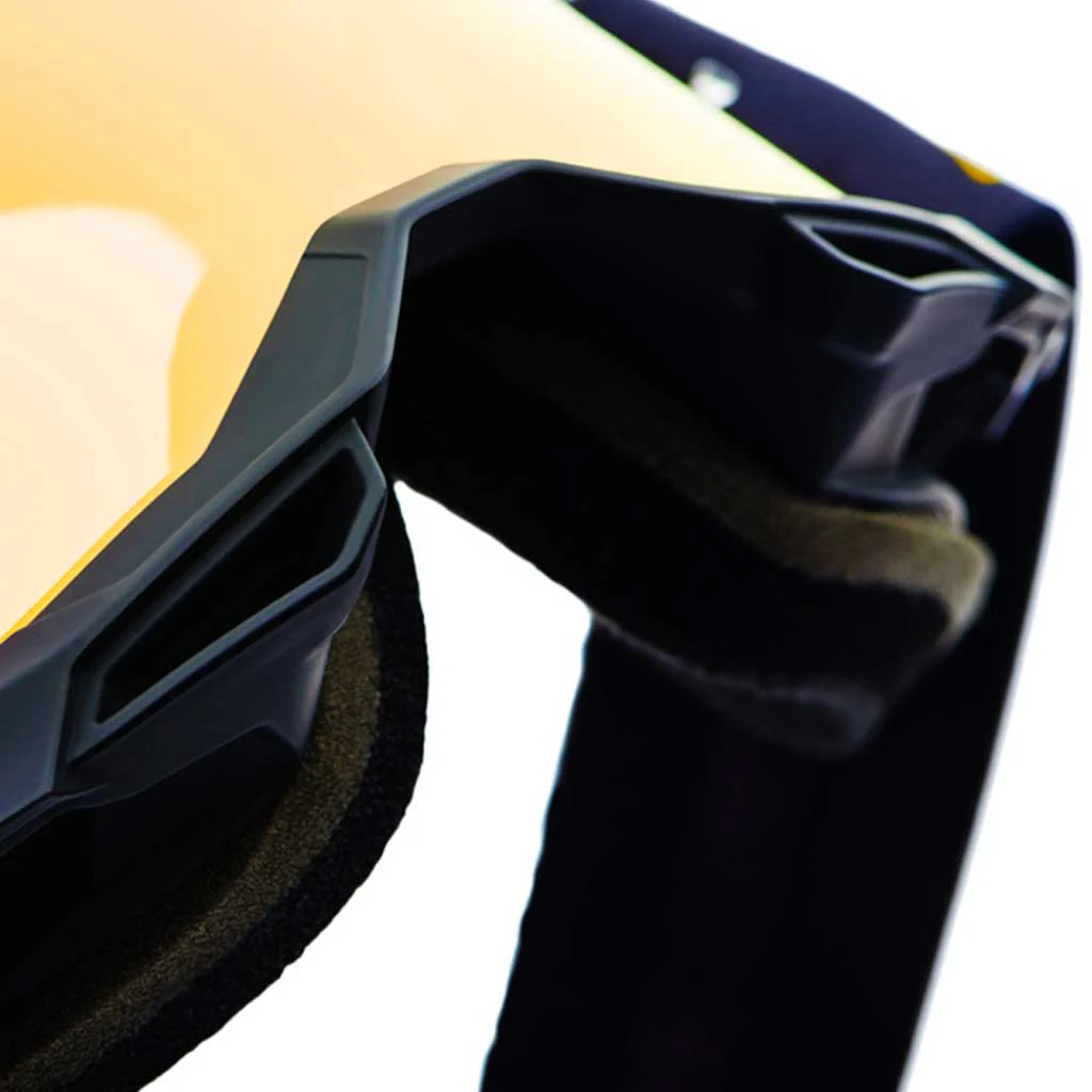 100% - Accuri 2 El Diablo Gold Mirror Goggles - Image 3
