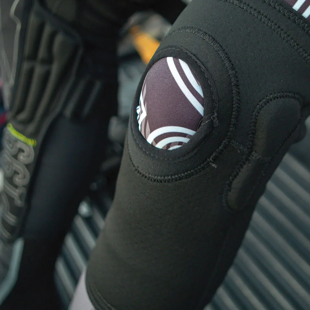 EVS - TP199 Travis Pastrana Knee Pads - Image 4