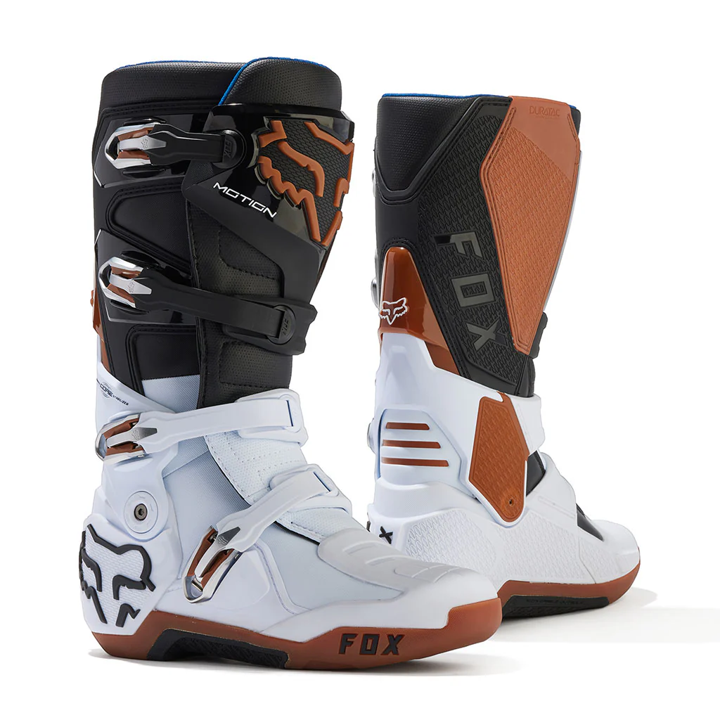 Fox - 2025 Motion Black/White/Gum Boot
