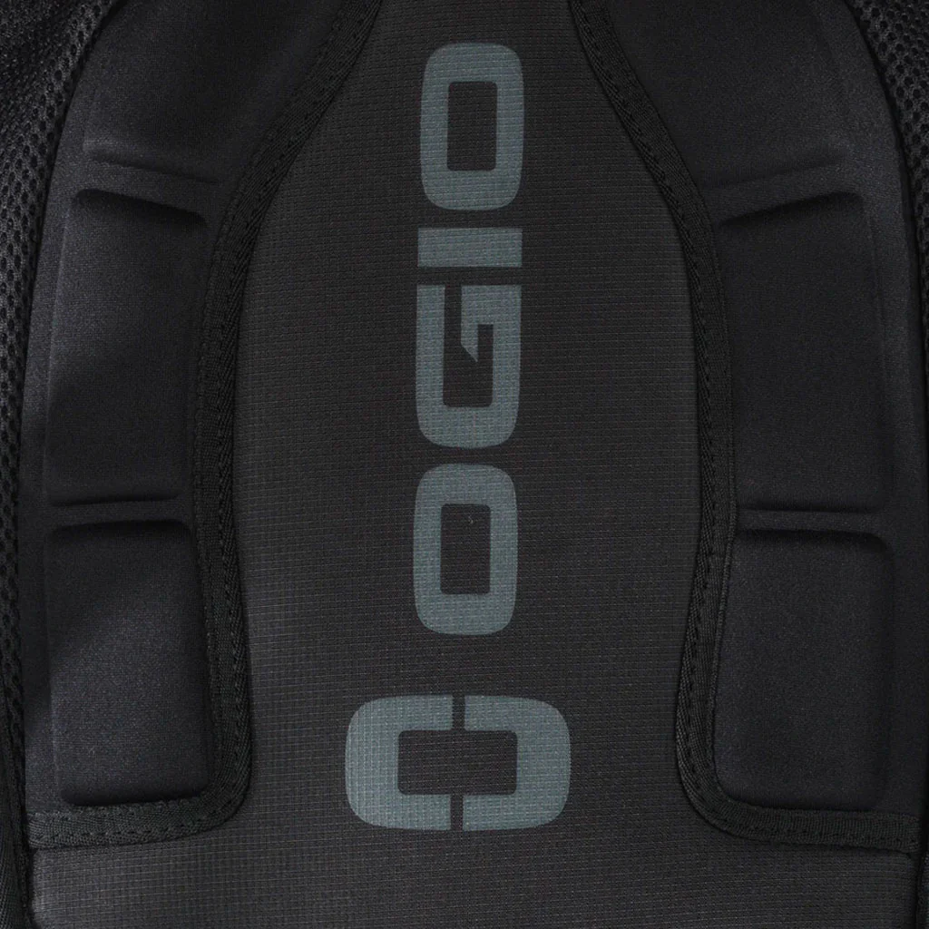 OGIO - Hammers 2L Black Hydration Bag - Image 3