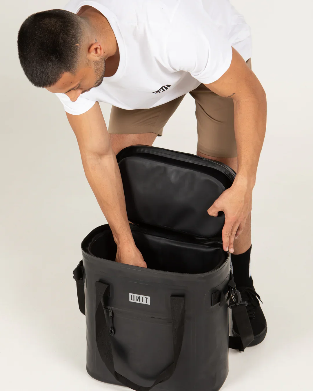 Unit - Waterproof Medium Black Cooler Bag - Image 4